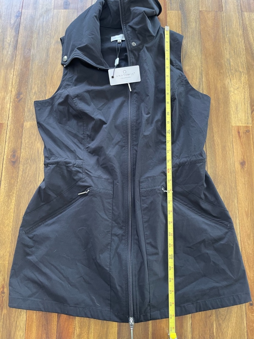 Anatomie Delaney Travel Vest black hiking vest women’s vest medium new - Picture 6 of 10